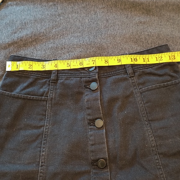 Black denim high rise skirt - Picture 3 of 6